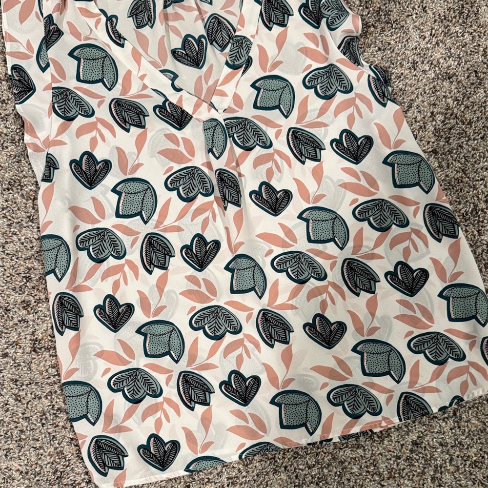 LOFT Women’s Floral V-Neck Flutter Sleeve Top - White, Pink & Teal - Picture 6 of 8